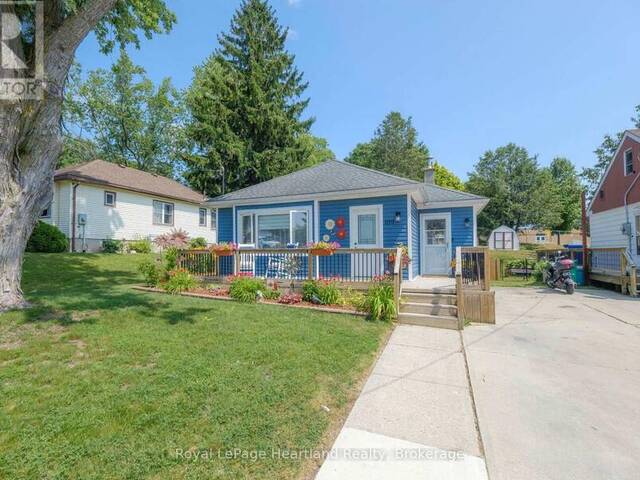109 CARLING TERRACE Wingham Ontario, N0G 2W0 - 4 Bedrooms Home For Sale