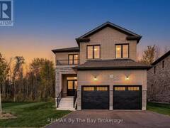 26 AMBER DRIVE Wasaga Beach Ontario, L9Z 0R8