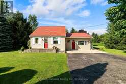 40356 HYDRO LINE ROAD | Clinton Ontario | Slide Image Two