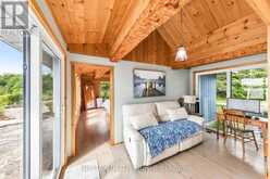 6686 ISLAND 1040/LITTLE BEAUSOLEIL ISLAND | Honey Harbour Ontario | Slide Image Thirty-two