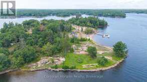 16 ISLAND 810/ROYAL ISLAND | Honey Harbour Ontario | Slide Image Four