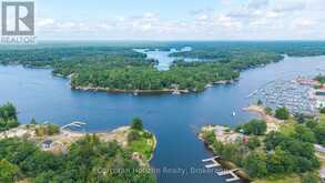 16 ISLAND 810/ROYAL ISLAND | Honey Harbour Ontario | Slide Image Nine