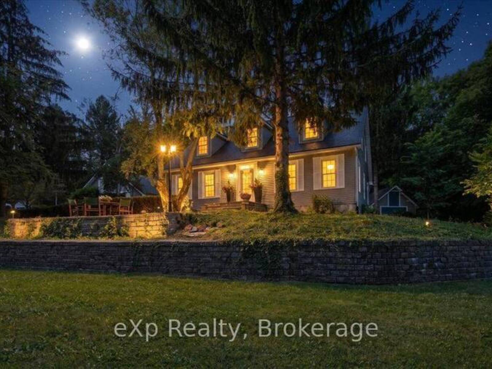 2039 BLACKLOCK STREET, Milton, Ontario L0P 1B0