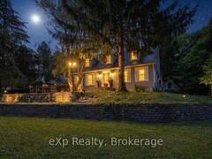 2039 BLACKLOCK STREET Milton Ontario, L0P 1B0
