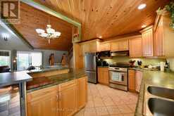 174 CAPE HURD ROAD | Tobermory Ontario | Slide Image Ten