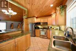 174 CAPE HURD ROAD | Tobermory Ontario | Slide Image Nine