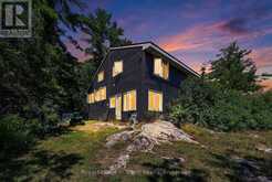 B207 LOT 31 ISLAND ISLAND | Parry Sound Ontario | Slide Image Two
