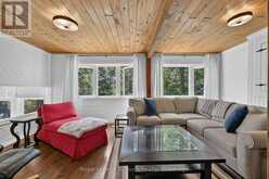 B207 LOT 31 ISLAND ISLAND | Parry Sound Ontario | Slide Image Thirteen