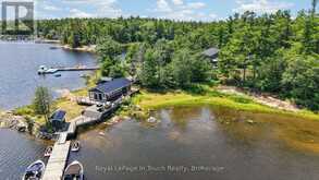 B207 LOT 31 ISLAND ISLAND | Parry Sound Ontario | Slide Image Forty-three