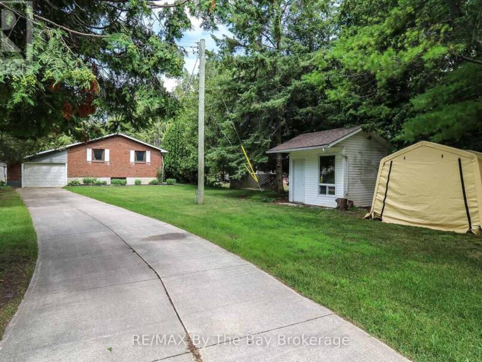 116 STROUD CRESCENT, Wasaga Beach, Ontario L9Z 2T4