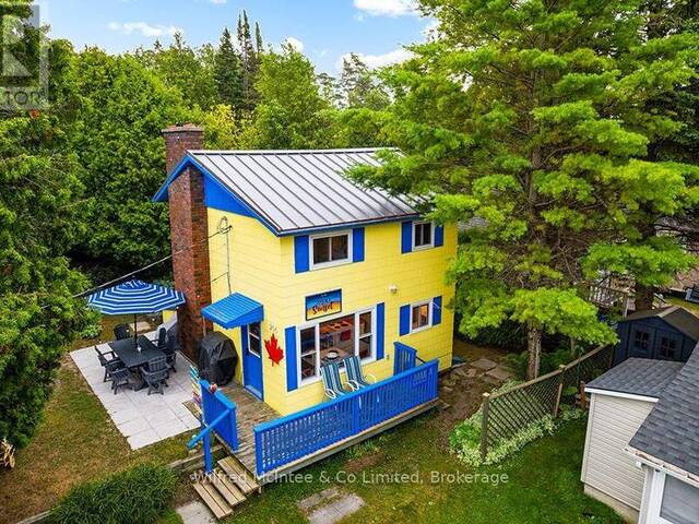206 FIRST STREET N Sauble Beach Ontario, N0H 2G0 - 3 Bedrooms Home For Sale