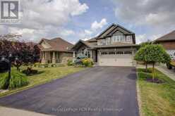 237 CARROL STREET | Arthur Ontario | Slide Image Three
