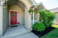 246 16TH AVENUE CRESCENT | Hanover Ontario | Slide Image Sixteen