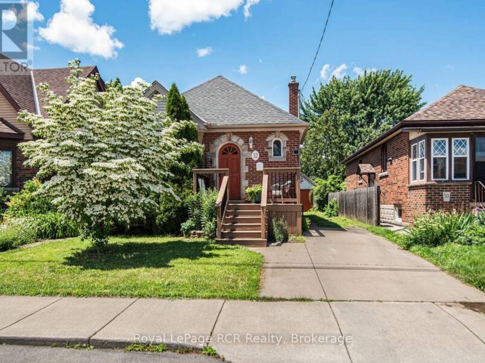 52 CAMERON AVENUE S, Hamilton, Ontario L8K 2W9