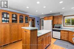 334 COLE BOULEVARD | Southampton Ontario | Slide Image Sixteen