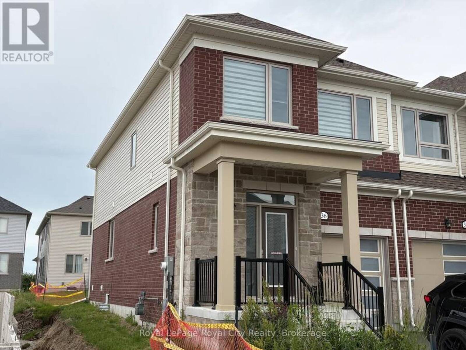 36 PREST WAY, Fergus, Ontario N1M 0K3