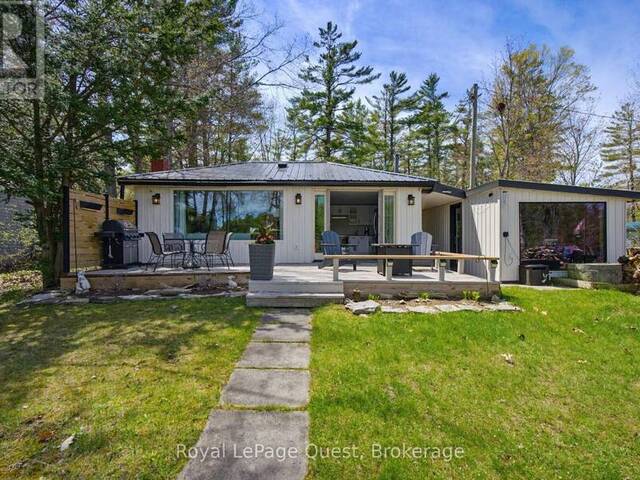121 STANLEY ROAD Kawartha Lakes Ontario, K0M 2T0 - 3 Bedrooms Waterfront Home For sale