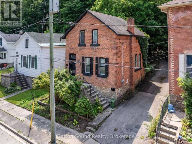 790 3RD AVE A AVENUE W Owen Sound Ontario, N4K 4P3 - 3 Bedrooms Home For Sale