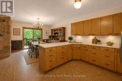 54 LACKIE CRESCENT | Tiny Ontario | Slide Image Eight