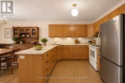 54 LACKIE CRESCENT | Tiny Ontario | Slide Image Nine