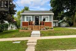 517 WILLOUGHBY STREET | Lucknow Ontario | Slide Image Two
