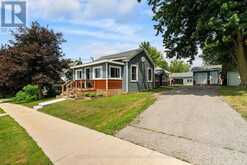 517 WILLOUGHBY STREET | Lucknow Ontario | Slide Image Four