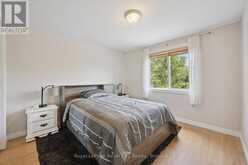 220 CARRINGTON DRIVE | Guelph Ontario | Slide Image Sixteen