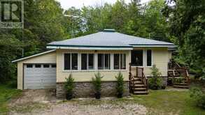 496 BERFORD LAKE ROAD | Georgian Bluffs Ontario | Slide Image Two