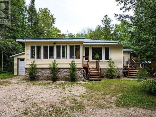 496 BERFORD LAKE ROAD Georgian Bluffs Ontario, N0H 2T0 - 2 Bedrooms Home For Sale