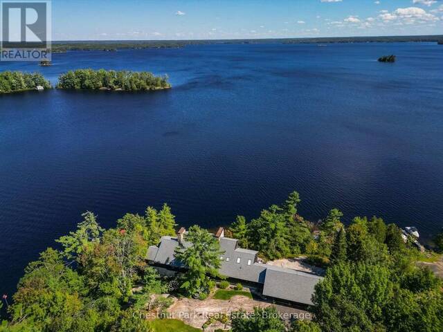 2 - 1088 LAWLAND HEIGHTS ROAD Gravenhurst Ontario, P1P 1R2 - 5 Bedrooms Waterfront Home For sale