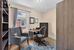 44 BIRMINGHAM STREET | Stratford Ontario | Slide Image Thirty-one