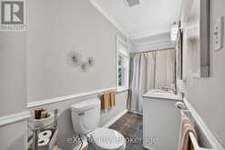 44 BIRMINGHAM STREET | Stratford Ontario | Slide Image Thirty-three