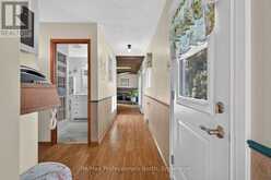 2381 11 HIGHWAY | Oro-Medonte Ontario | Slide Image Sixteen