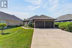 229 CARLOWAY TRAIL | Kincardine Ontario | Slide Image Four