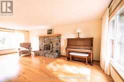 96 520 HIGHWAY W | Magnetawan Ontario | Slide Image Twelve