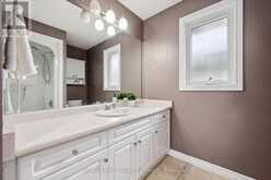 17 CARROLL CRESCENT | Guelph Ontario | Slide Image Thirty