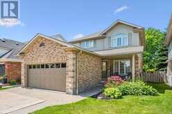 17 CARROLL CRESCENT | Guelph Ontario | Slide Image Three