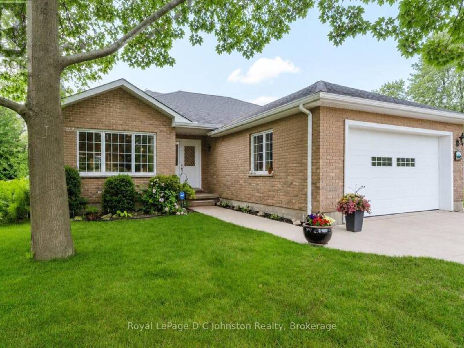 103 GRENVILLE STREET N, Southampton, Ontario N0H 2L0
