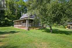 1658 HOUSEY'S RAPIDS ROAD | Gravenhurst Ontario | Slide Image Three