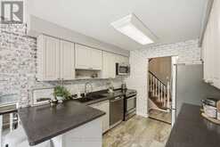 8 PICKWICK PLACE | Guelph Ontario | Slide Image Fourteen