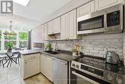 8 PICKWICK PLACE | Guelph Ontario | Slide Image Fifteen