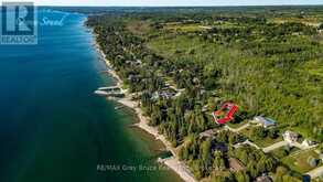 491 BALMY BEACH ROAD | Owen Sound Ontario | Slide Image Three