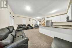 87 - 88 DECORSO DRIVE | Guelph Ontario | Slide Image Six