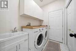 280 FARLEY DRIVE | Guelph Ontario | Slide Image Sixteen