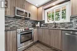 223 KEMP CRESCENT | Stratford Ontario | Slide Image Sixteen