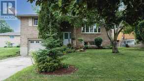 223 KEMP CRESCENT | Stratford Ontario | Slide Image One