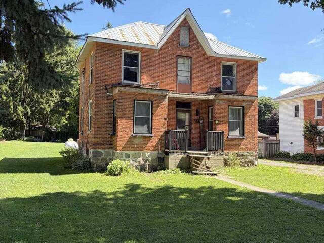 1064 HOWICK STREET Howick Ontario, N0G 2X0 - 3 Bedrooms Home For Sale