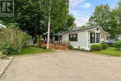 71 CHEROKEE LANE | Goderich Ontario | Slide Image Two