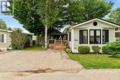 71 CHEROKEE LANE | Goderich Ontario | Slide Image Three