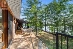 6 ISLAND 2050/TABASSAKWA ISLAND | Honey Harbour Ontario | Slide Image Thirty-eight